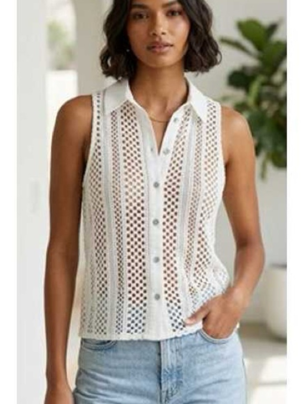 Zara White Sleeveless Eyelet Button-Down Shirt